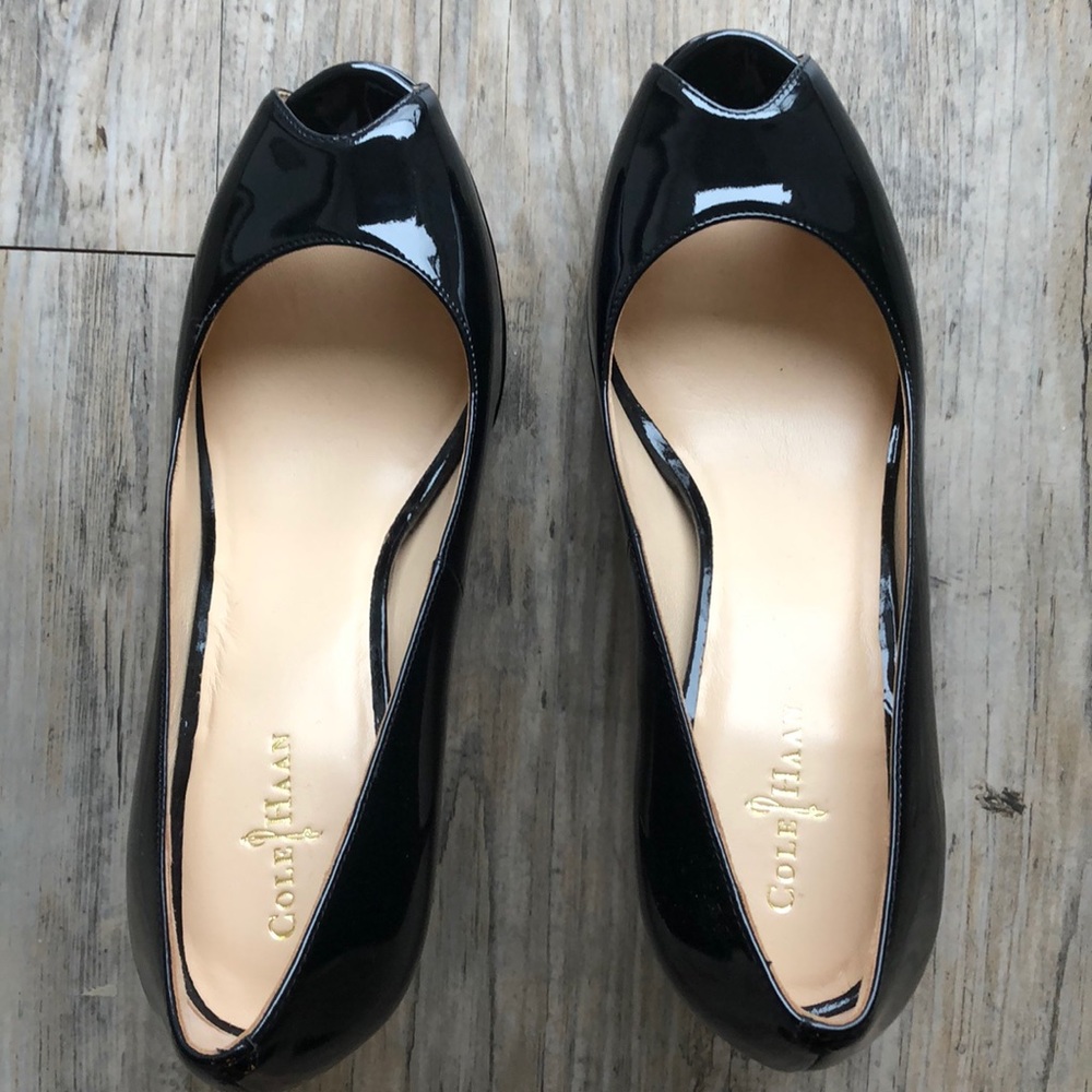 Brand new Cole Hahn heels!